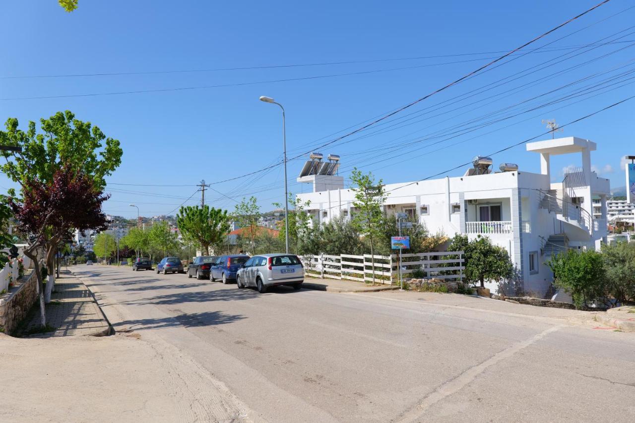 卡萨米尔Vila Unique公寓式酒店 外观 照片